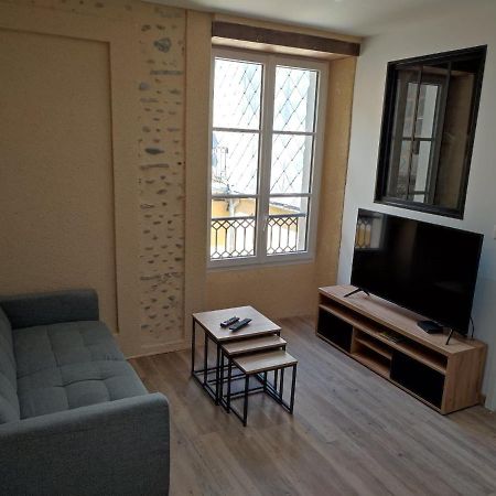 Apartament Studio De Charme En Pierres - Hyper Centre Pau Zewnętrze zdjęcie